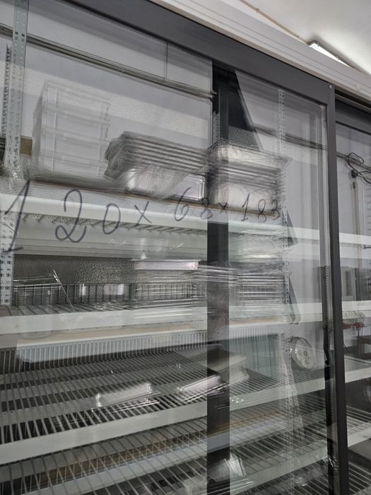 Armário duplo de refrigeração