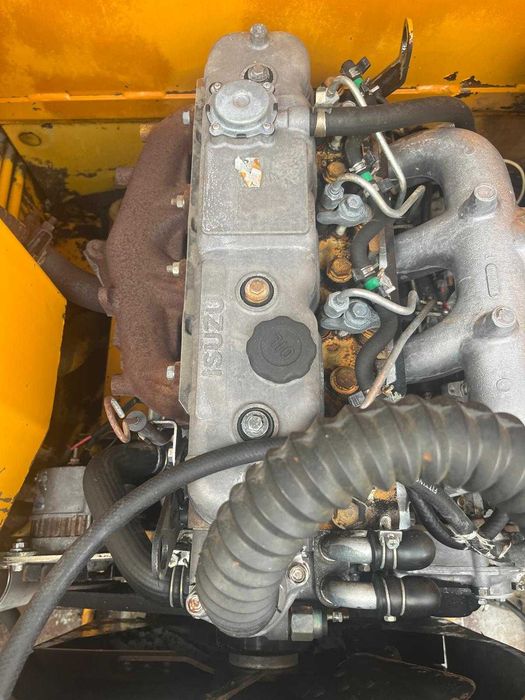 Mini Pá Carregadora Mustang 960 – Motor Isuzu 4 Cilindros