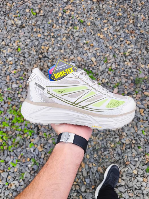 Кросівки Hoka Mafate Speed 2 Gore-Tex бежеві осінь зима термо