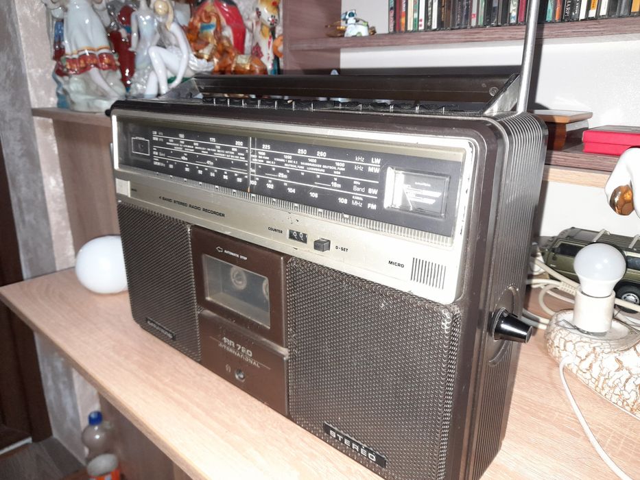 Магнитафон  GRUNDIG.