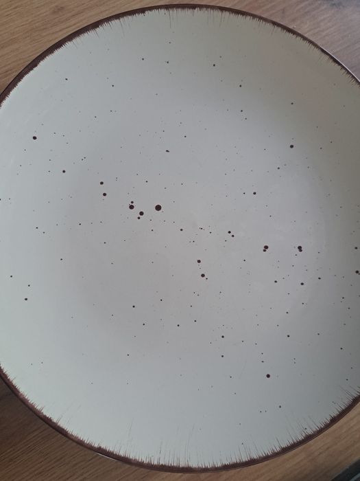 Talerze obiadowe  8 sztuk