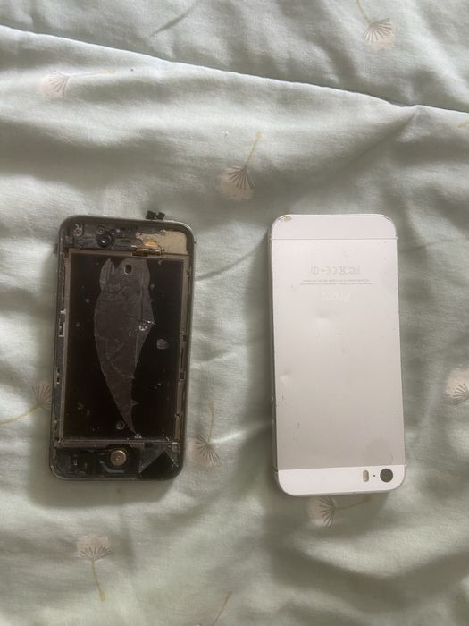 Iphone 4 e 5s para peças