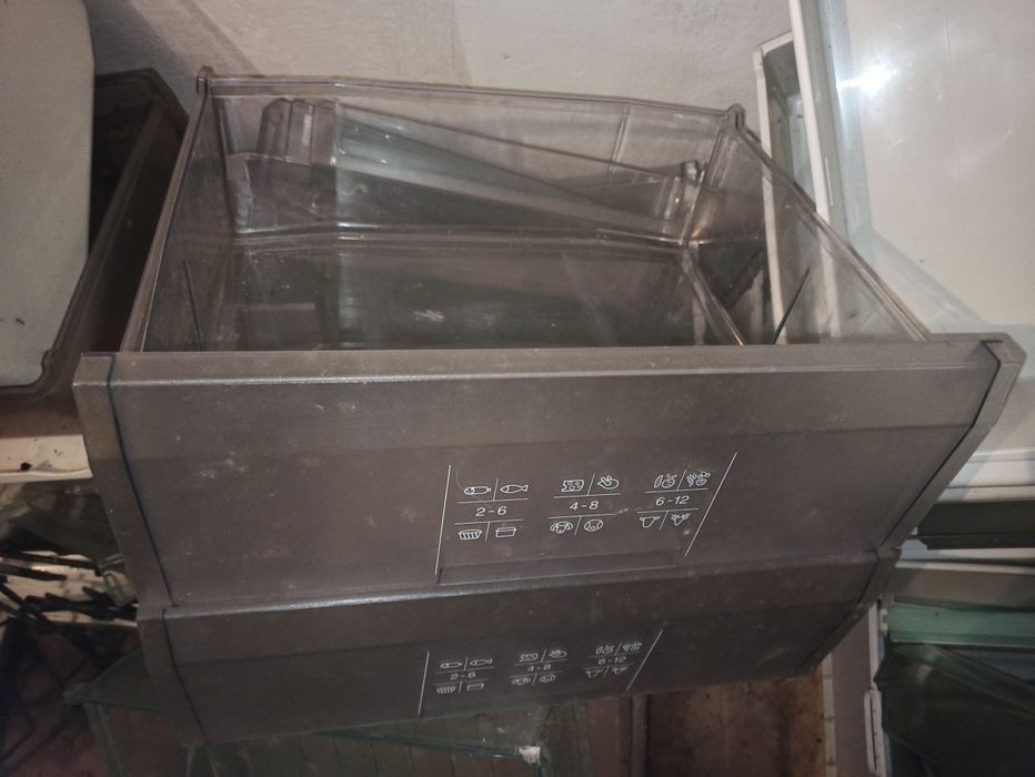 Szuflady  i inne części do lodówki Siemens Bosch