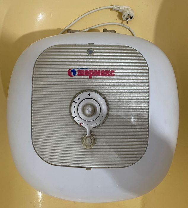 Водонагреватель бойлер Thermex H 15 потек бак