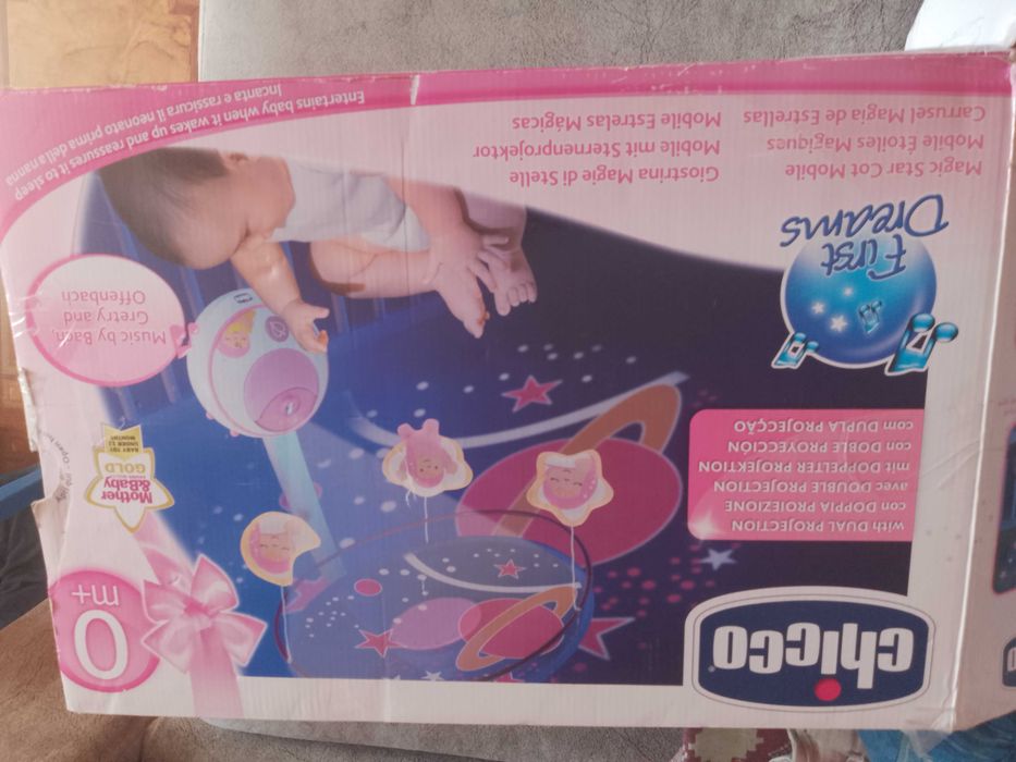Мобіль  chicco  з пультом управління