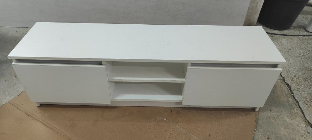 Móvel TV ( excelente estado)