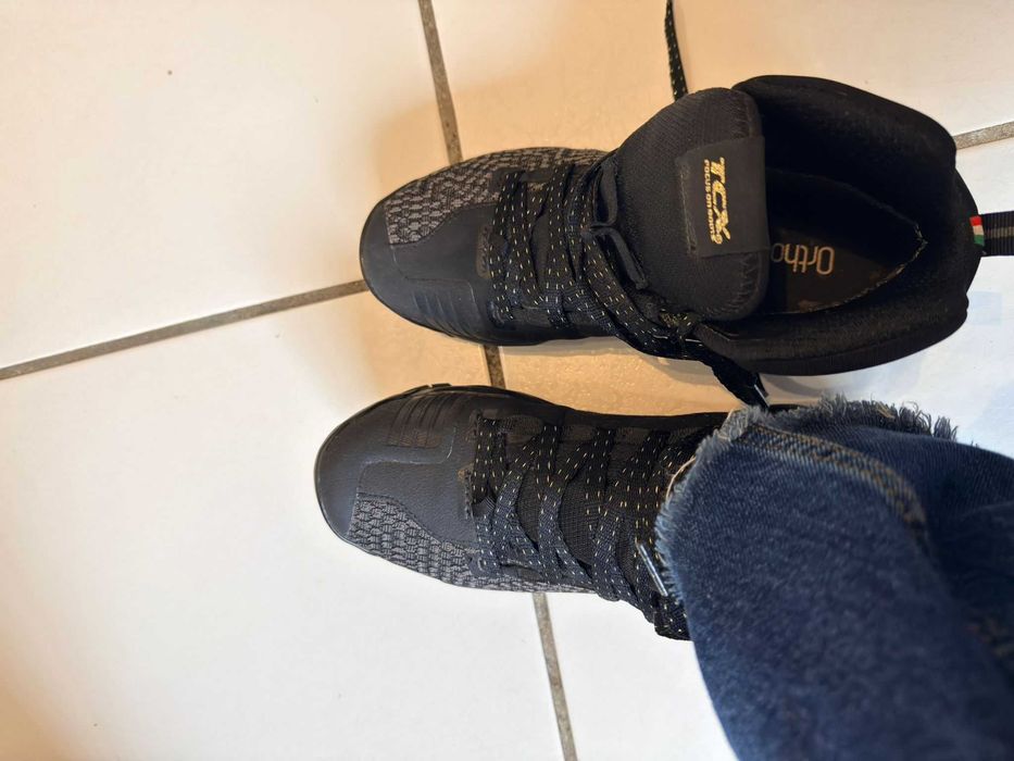 Bota Moto TCX Gore-Tex 39 – como nova – 130€ negociável