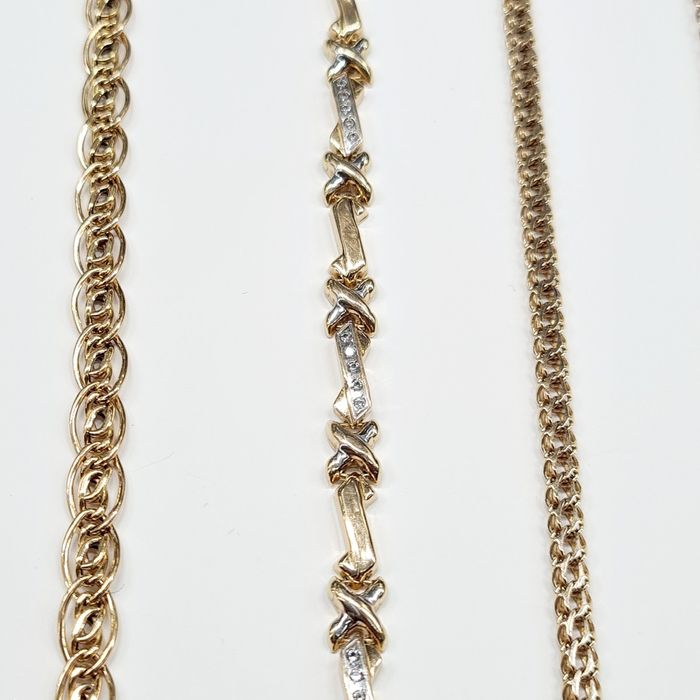 Продам золотые женские браслеты