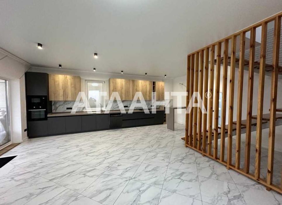 СРОЧНО!!! Дом с ремонтом и АГВ (площадью 167 м2) в Совиньоне/Береговая