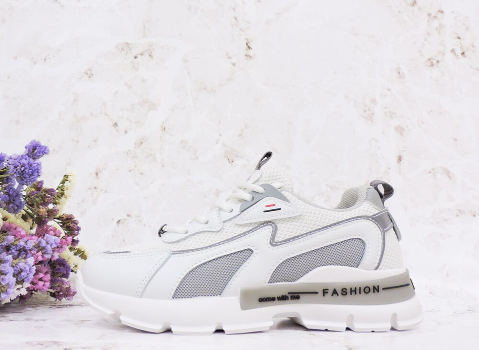 Кроссовки белые "silver",38р,стелька 24,5 см см