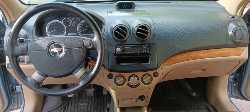 Продам Авео от первого хозяина 160тыс.