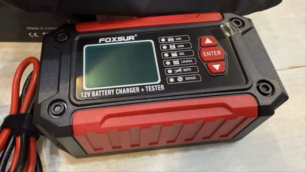 Зарядка + Тестер АКБ 2в1 Foxsur (12V 6A)
