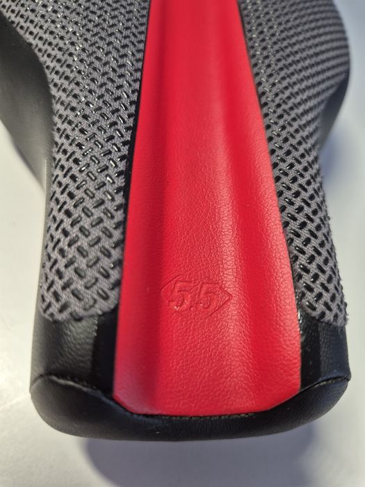 Siodełko triathlonowe FIZIK Tritone 5.5 carbon