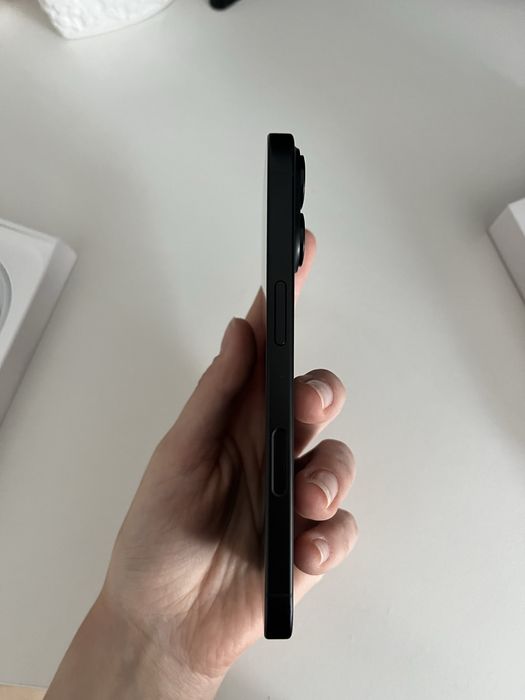 iPhone 16 128 GB na gwarancji