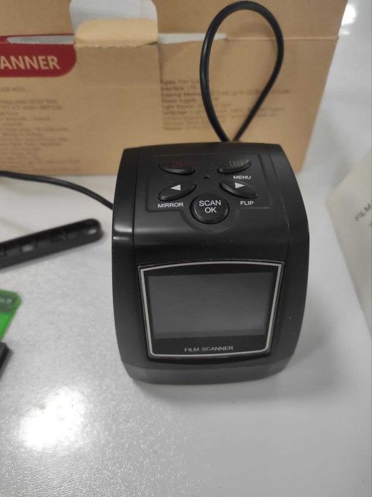 Сканер фотоплівок чорнобілих негатив , кольор негатив , кольор слайдів