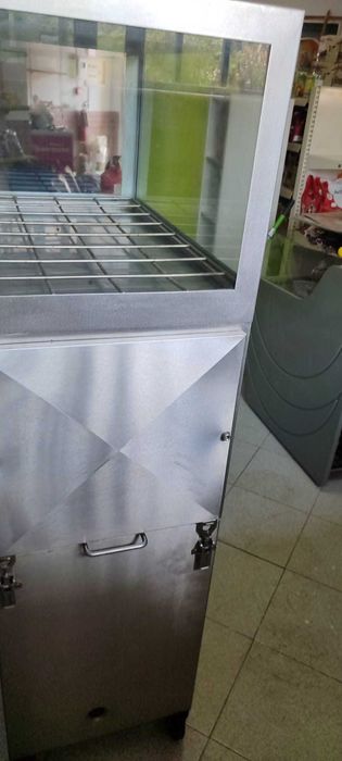 Máquina de assar frangos