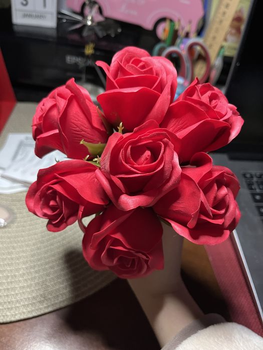 Букет из мыльных красных роз