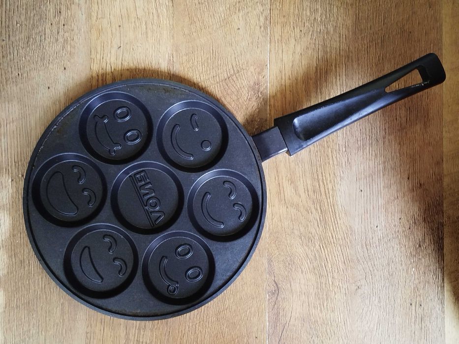 Сковорода оладница со смайлами Биол