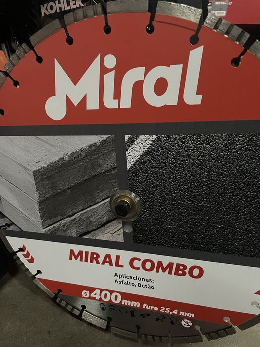 Coetador de asfalto com motor KOHLER