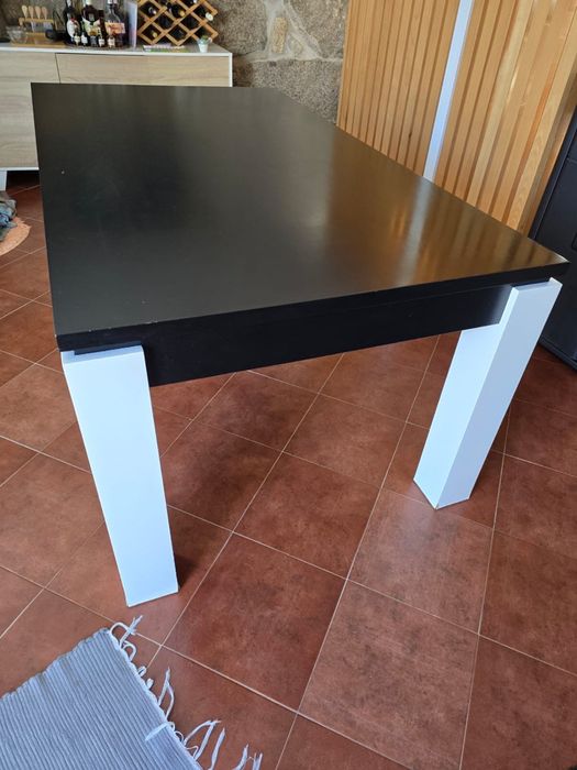 Mesa de jantar extensivel