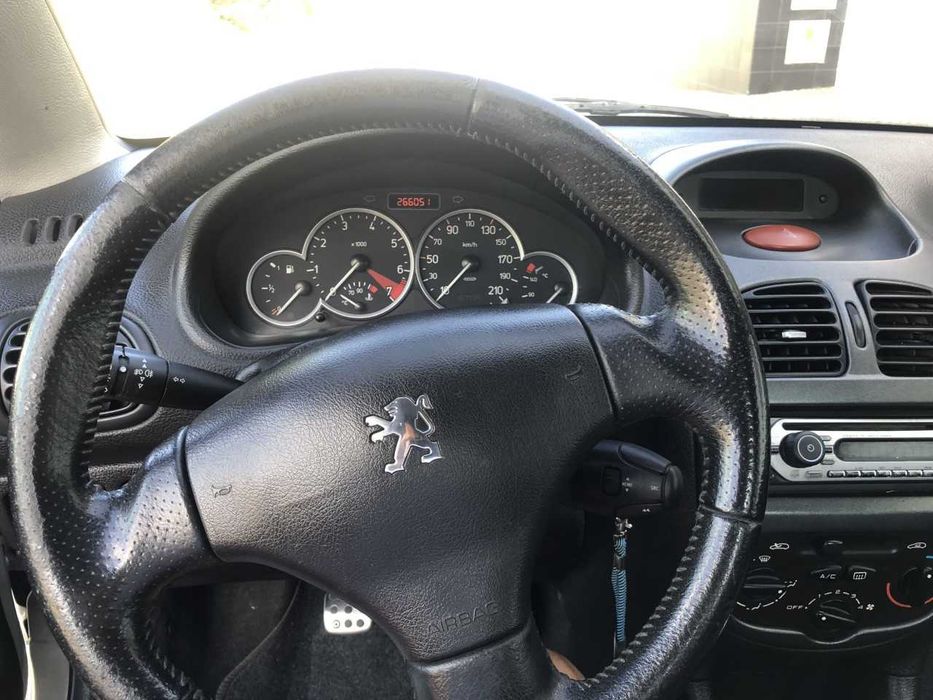Peugeot 206cc 2004