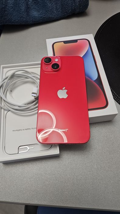 Iphone 14 w kolorze Red