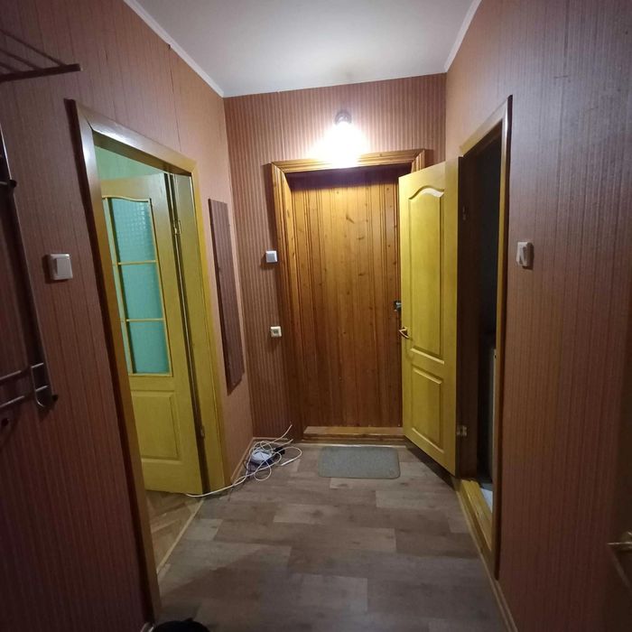 Левада 1-о кімн. квартира в гарному стані