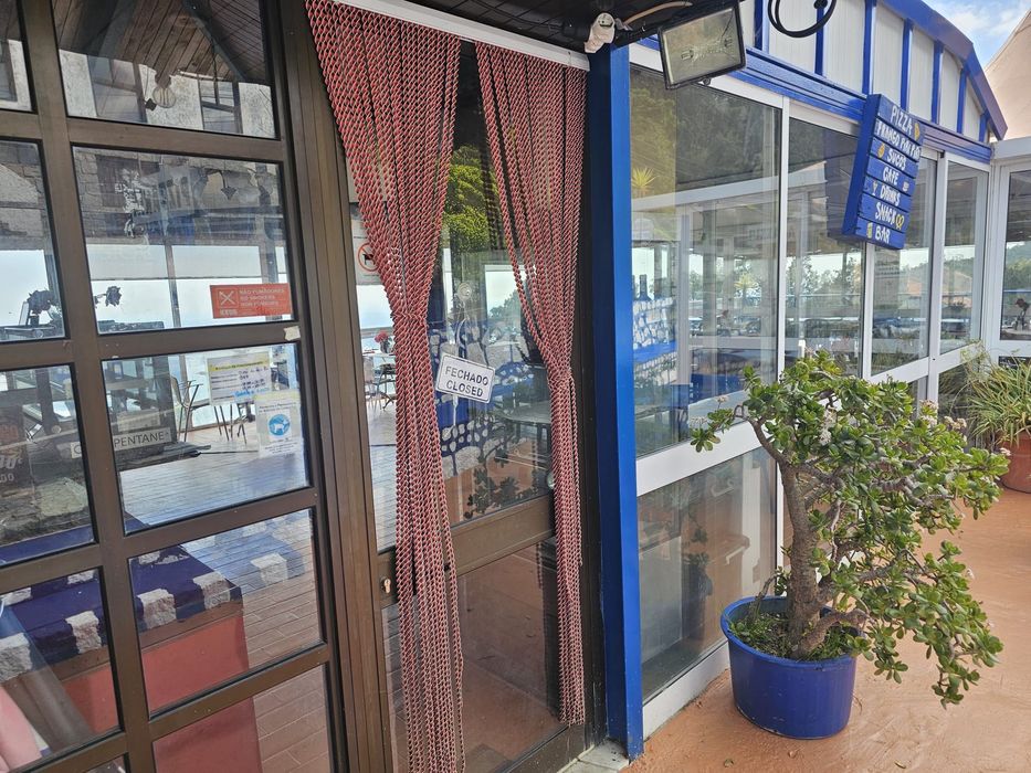 Restaurante pizzaria.