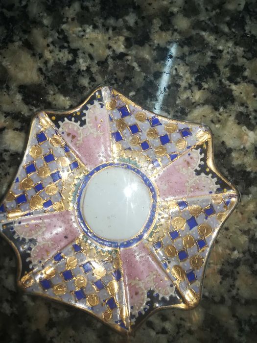 Chávena E pires de café pintado à mão com ouro