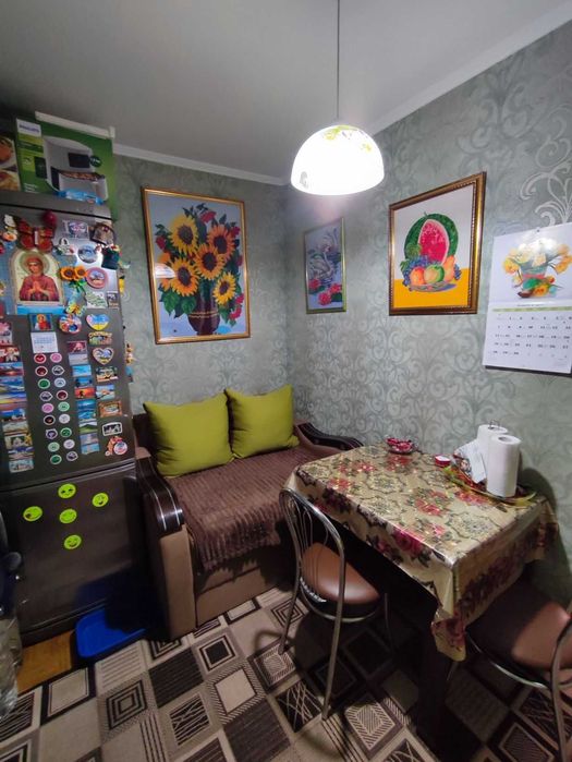 Увага! Халява! Гарна кімната в гуртожитку на Зарічанській VS ID: 38434