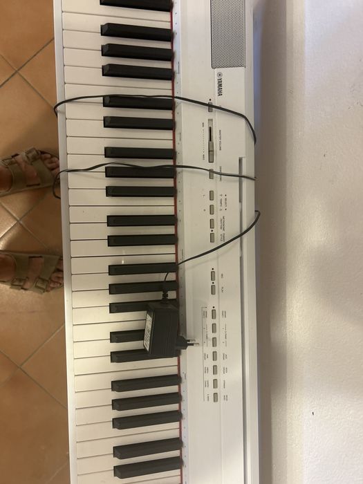 Teclado Yamaha p105 Pouco Usado