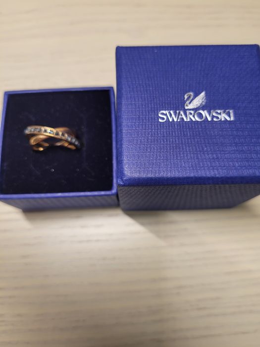 Кольцо Swarovski