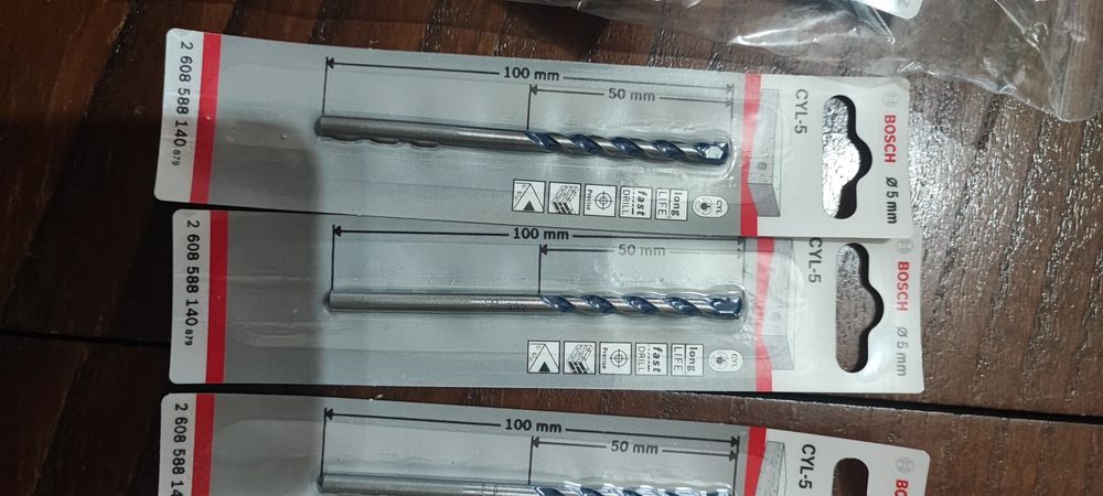 22 brocas de furar betao e pedra 5mm bosch