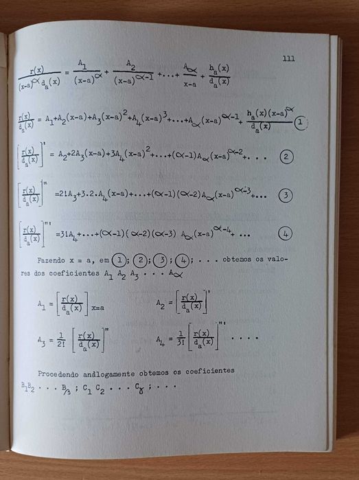 Primitivas e Integrais - Fernando Borja Santos (Volume II)