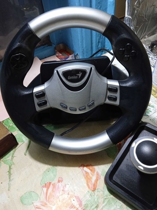 Руль для игры  в компьютере