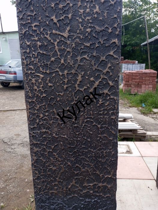 Бетонні вироби "КУЛАК" Парканні стовпи суцільні проливні 32см*32см