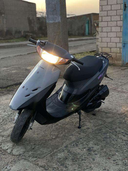 Продам мопед Honda Dio af-35