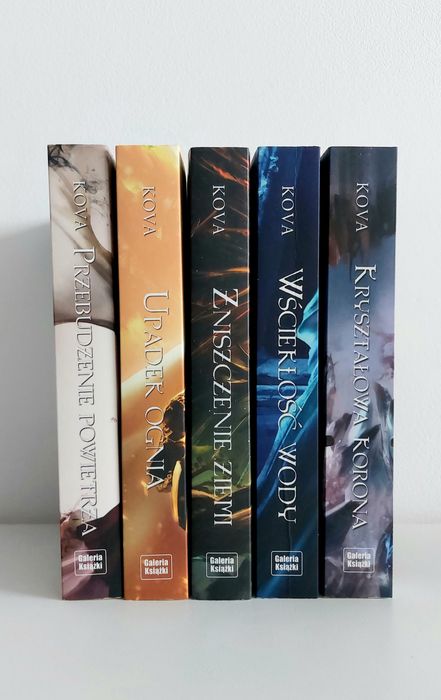 Seria Przebudzenie powietrza Elise Kova tomy 1-5