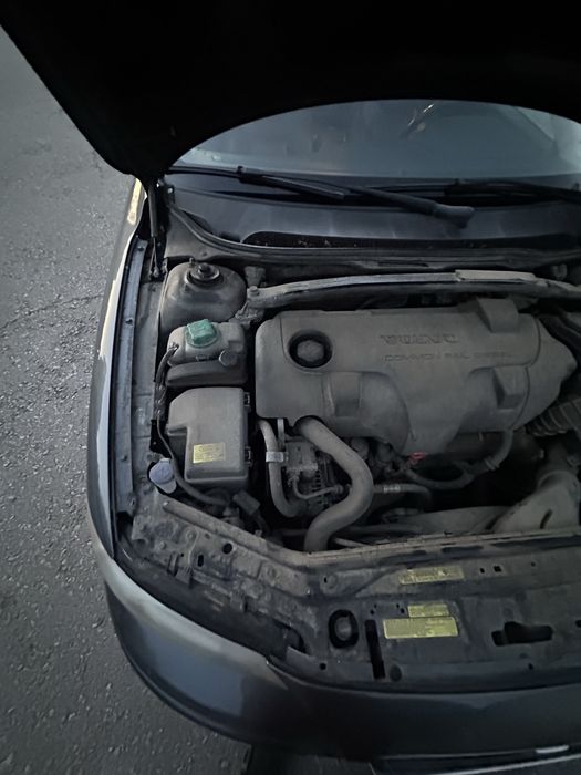 Продам:Volvo V-70 2.4diesel