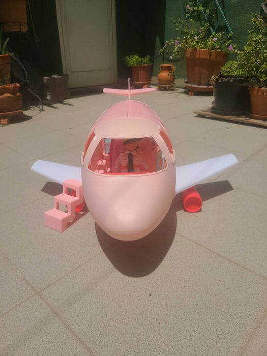 Barbie piloto + avião