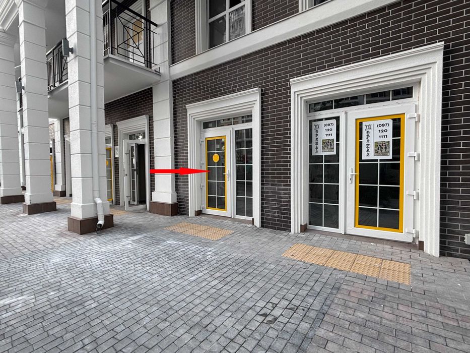 Без комісії, кращий магазин 40 кв.м. ЖК Нова Англія, вул. Максимовича.