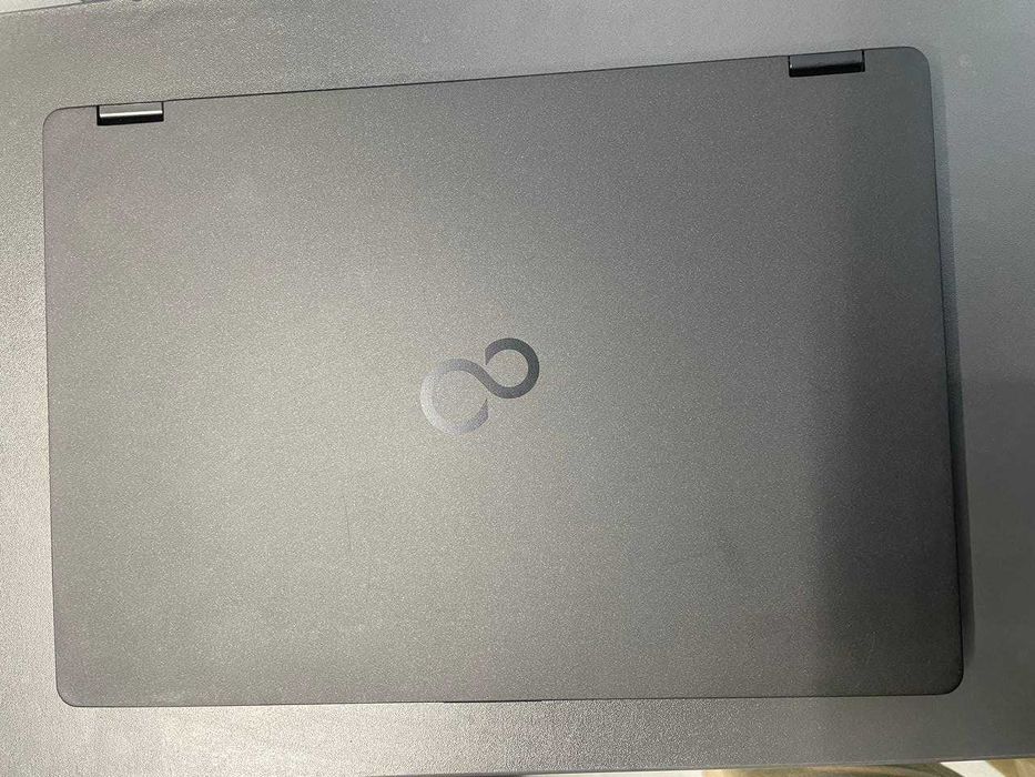 Ноутбук Fujitsu LifeBook U7311 i5-1135G7 16Gb 256Gb SSD 13.3 FHD 4G