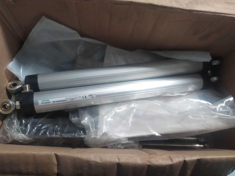 Линейный потенциометр LWG-0225