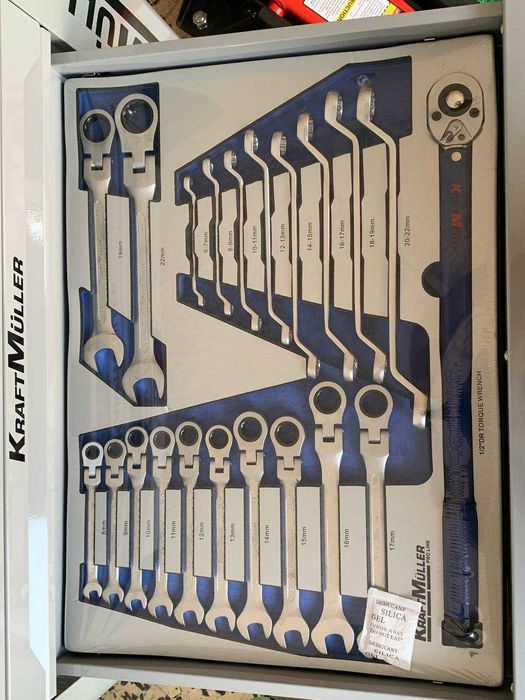 Carrinho de ferramentas 8 gavetas cheias