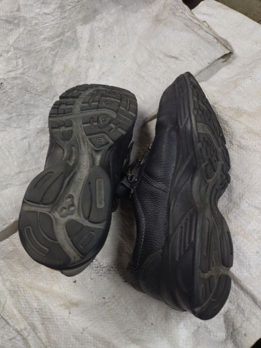 Продам туфли берцы рабочие