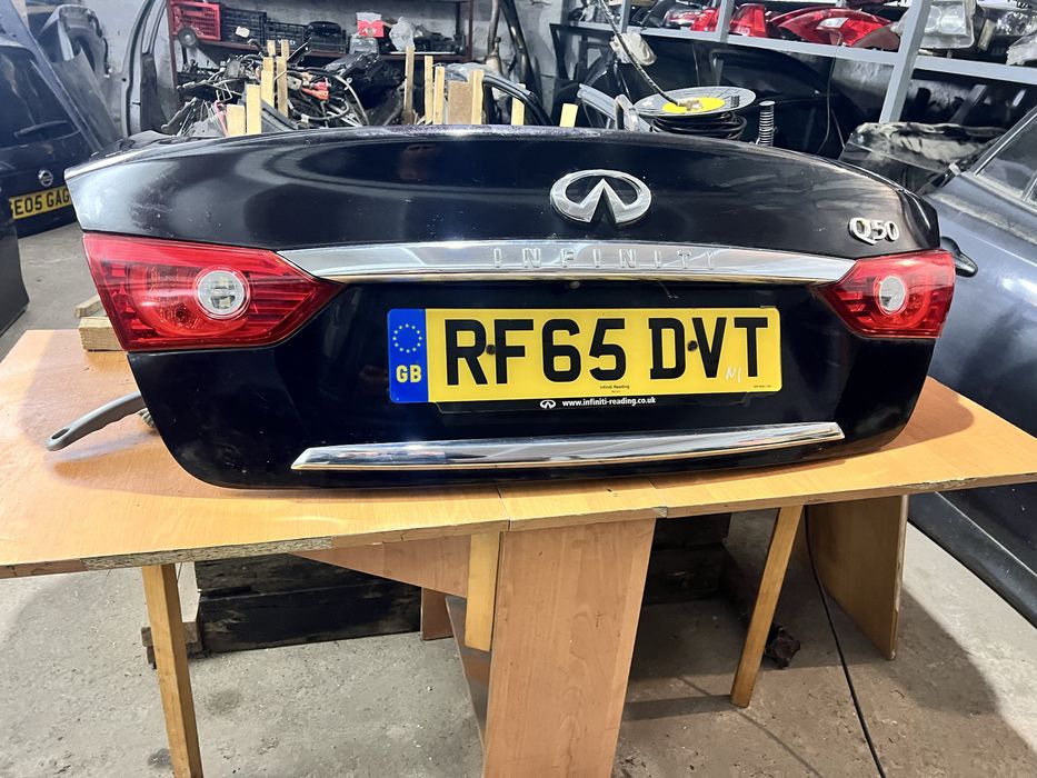 Крышка багажника infiniti q50