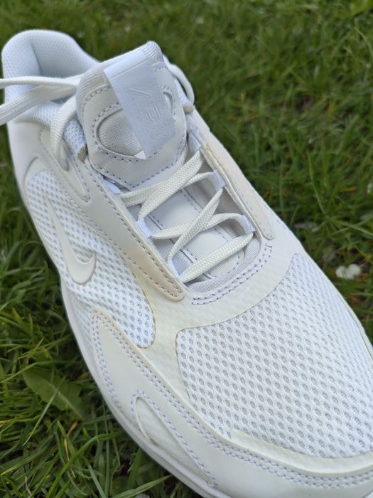 Кросівки Nike Air Max Bolt