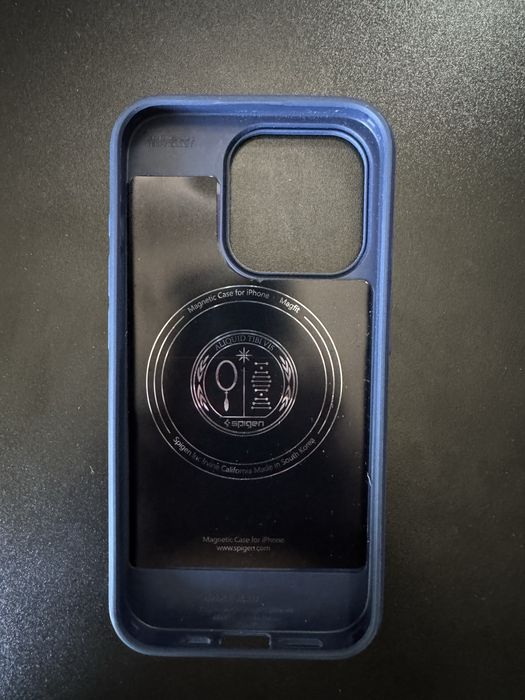 Чохол Spigen Iphone 15pro