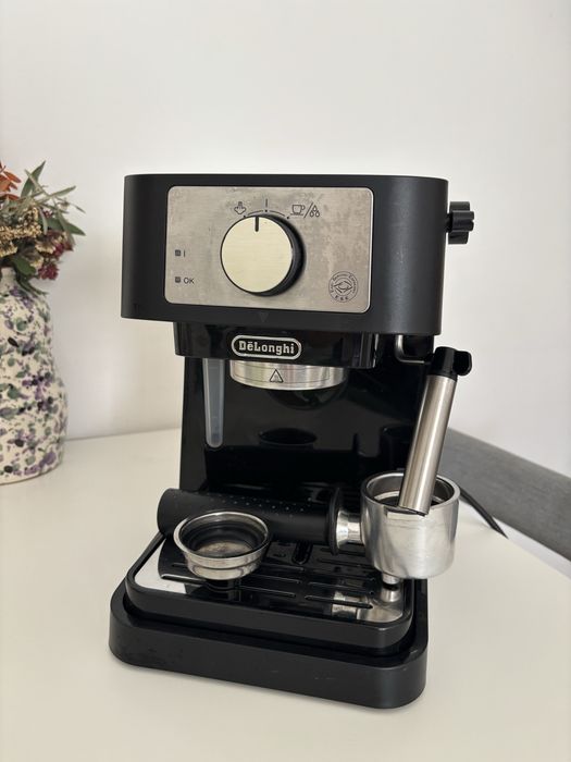 Máquina de Café Delonghi
