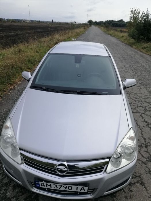 Продам авто Opel Astra 2009
